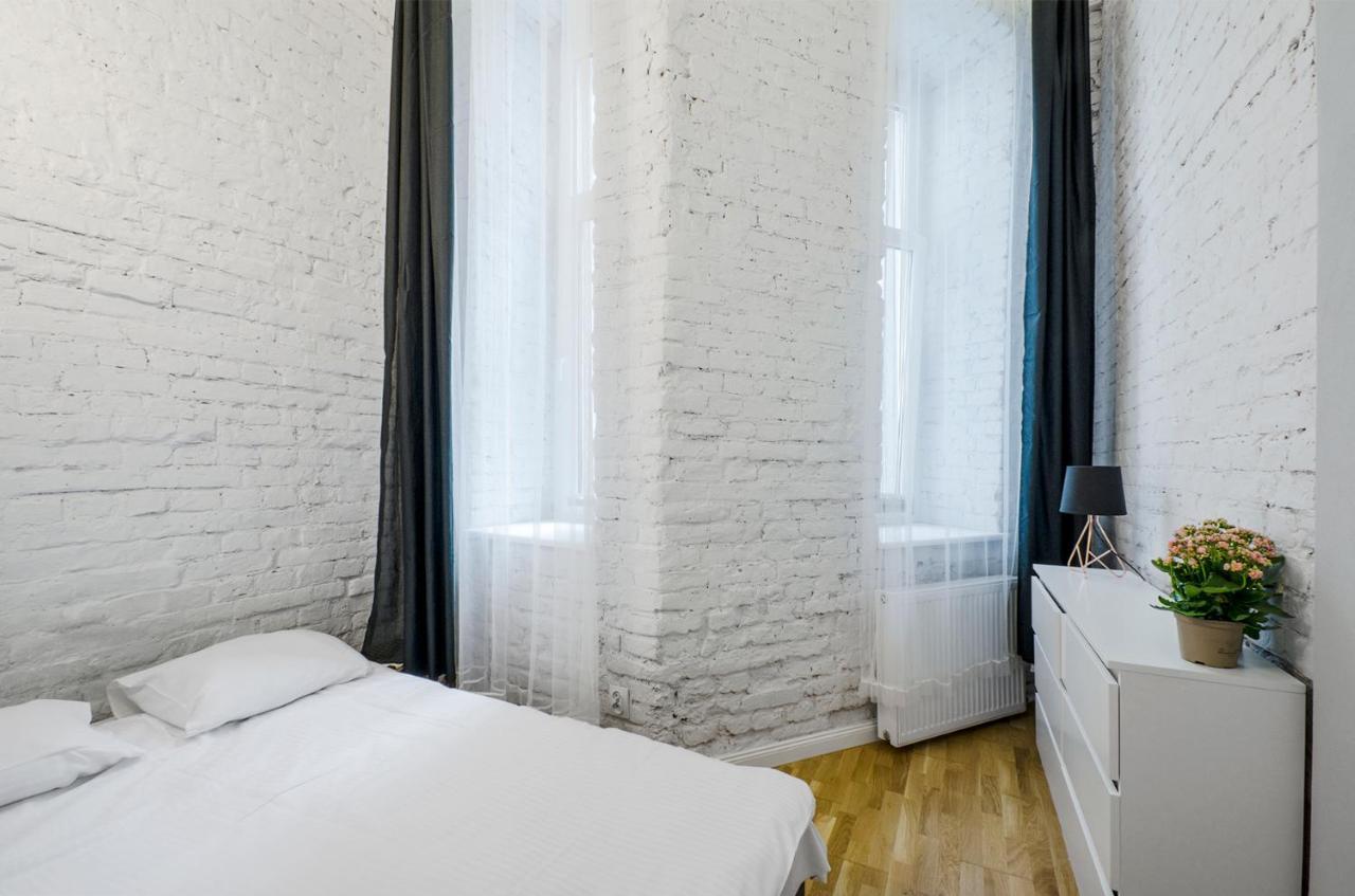 Standard Apartment On 6 Sierpnia Lodž Exteriér fotografie